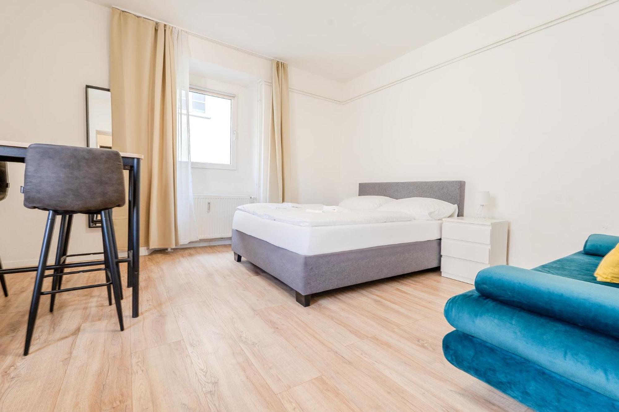 Whats-App Self-Check-In - Vibrant City Life In Graz Eksteriør billede